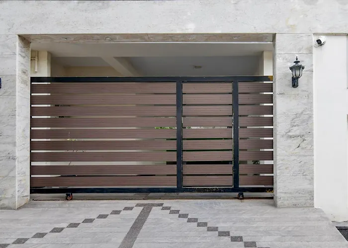 Townhouse The 36 Inn Madhuravada Bus Stop Visakhapatnam