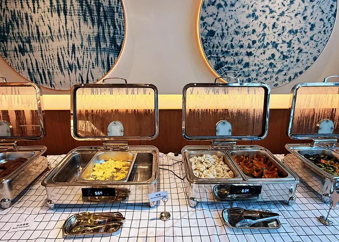 Base-Beijing Wangfujing Serviced Apartment