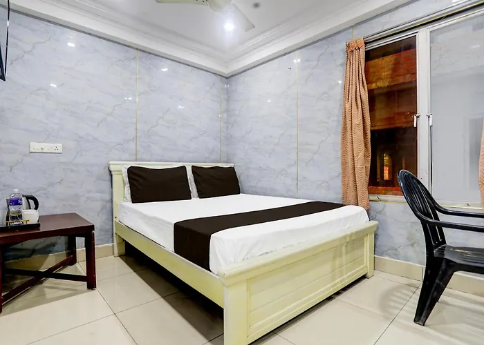 Spot On Sri Balaji Hotel Vijayawada