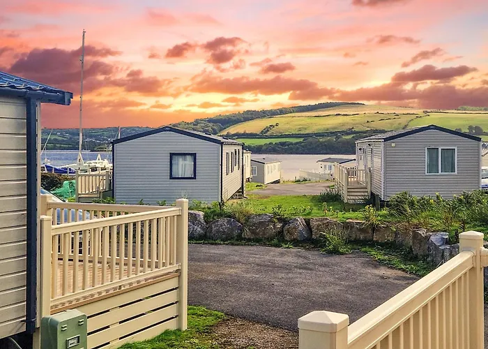 Waters Edge Leisure Park Hotel Cardigan