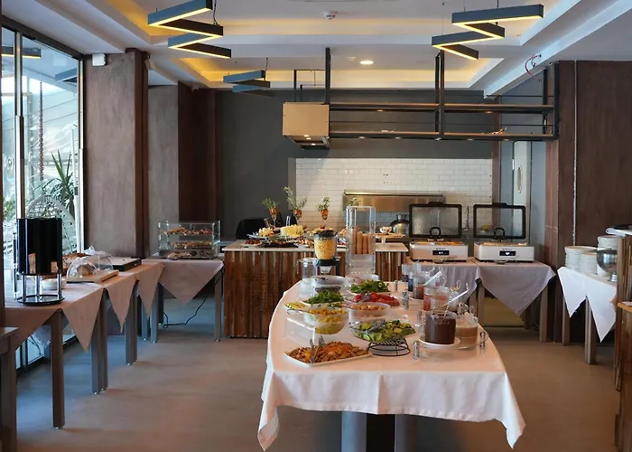 Ertan Otel Çeşme