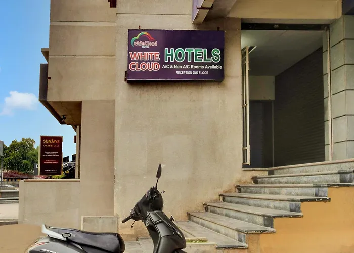 Hotel O Jk Inn Tiruppur