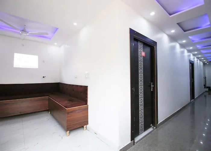 Hotel O Varn Residency And Hotels 2 Greater Noida