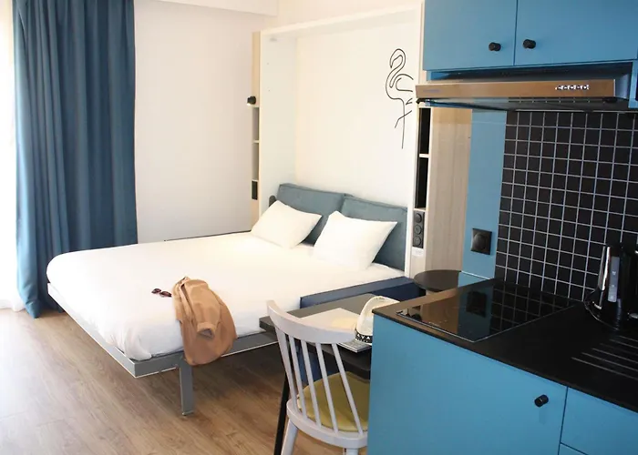 Aparthotel Adagio Access Porte De Camargue Saint-Martin-de-Crau