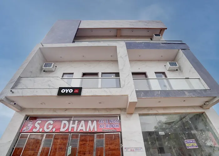 Hotel O S G Dham Vrindavan