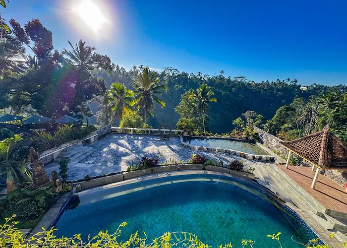 Made Punias Jungle Paradise Ubud 