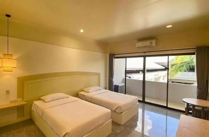 Golden Land Hotel เชียงราย