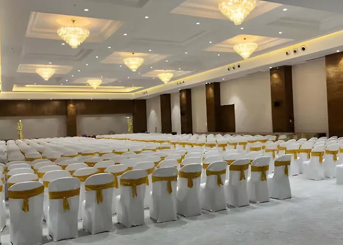 Vits Satyajeet Karad Hotel