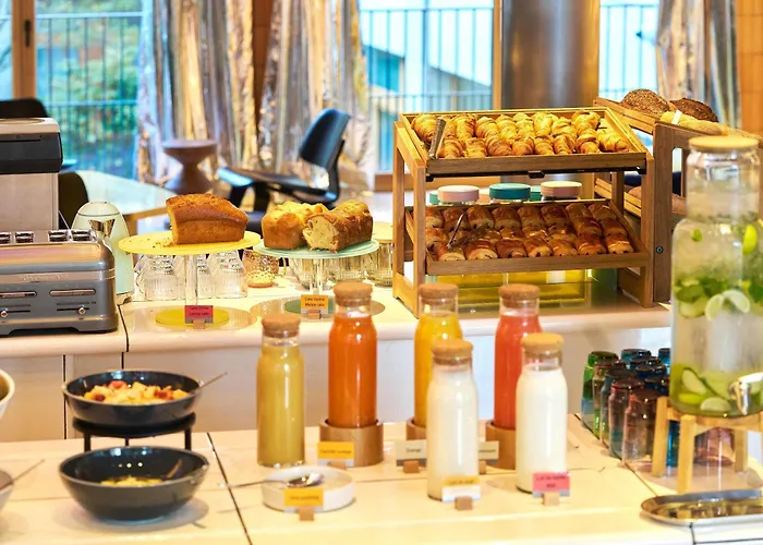 Tribe Paris Clichy Hotel