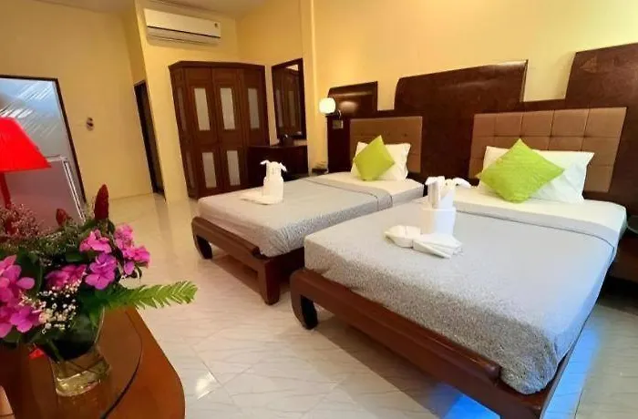 Lotusland Resort Pattaya