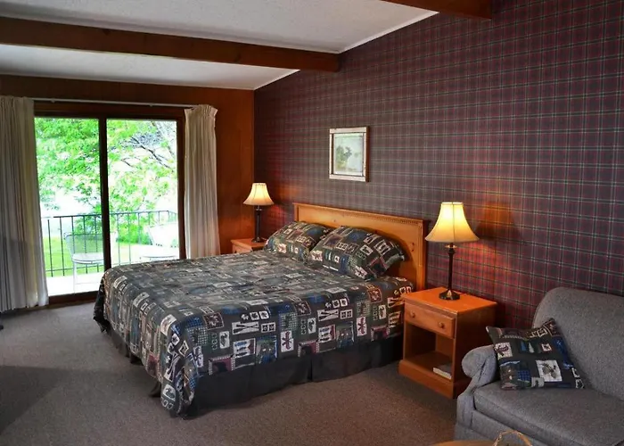 Birchwood Inn Harbor Springs