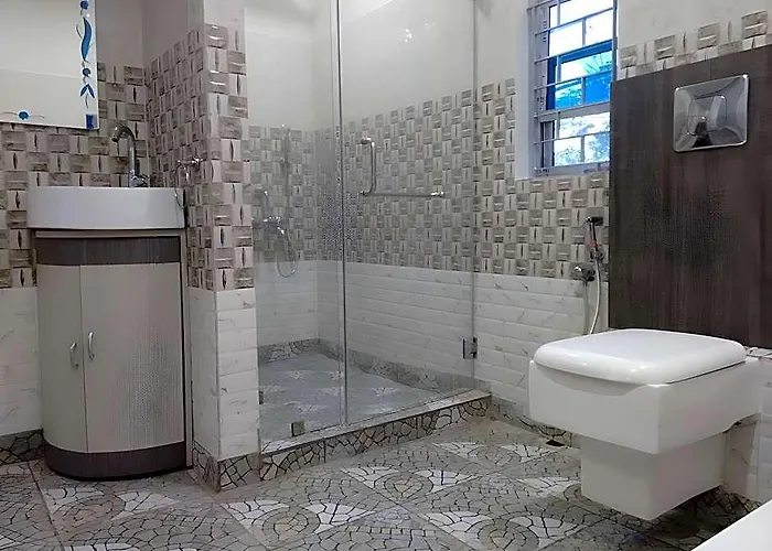 Hotel Amarabati Bakkhali