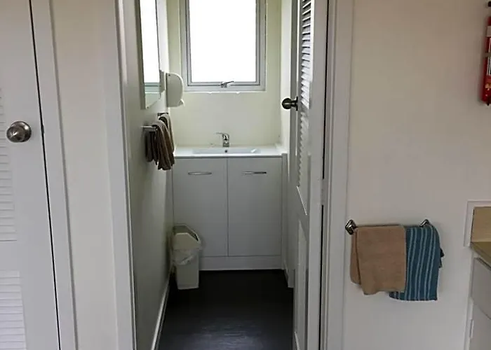 Milton Chalet Motel Nelson