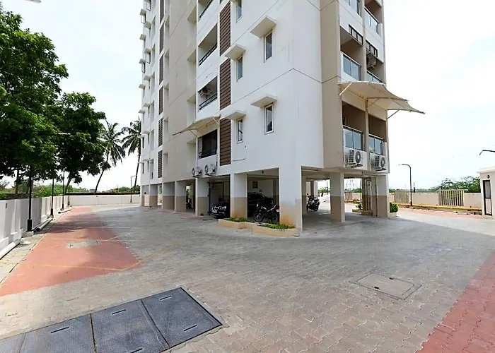 Oyo Flagship 14716 Omr Kelambakkam Hotel Chennai