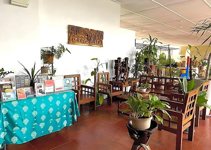 Oyo 150 Davao Airport View Hotel