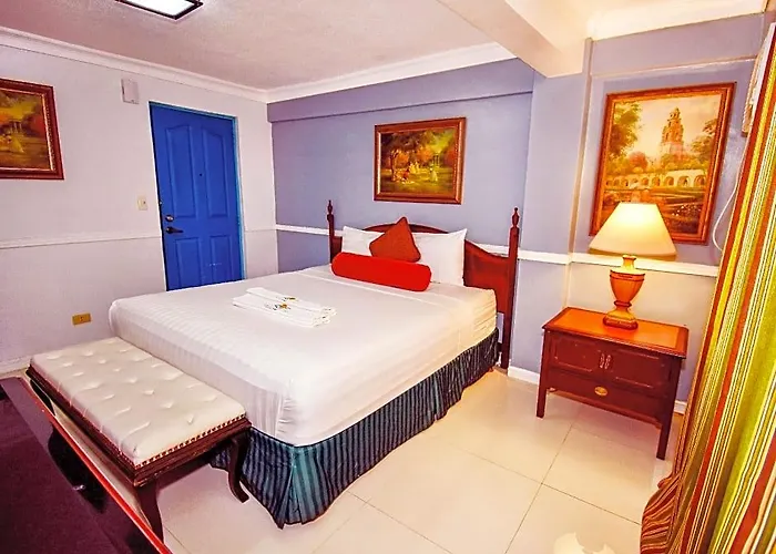 Dreamwave Beach Resort Puerto Galera