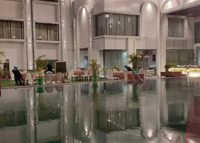 Sparsh Hotel & Resort Bareilly