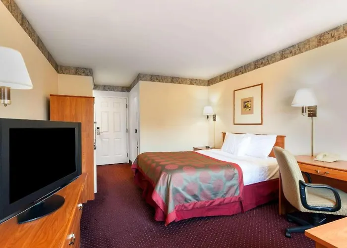 Ramada By Wyndham Seatac Airport North Hotel Tukwila