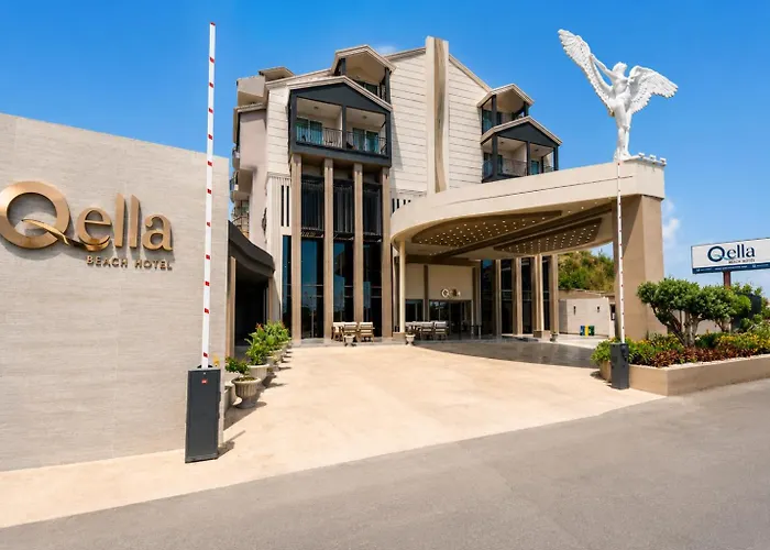 Q Ella Beach Hotel Side