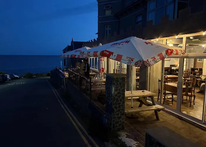 The Marine Hotel Criccieth