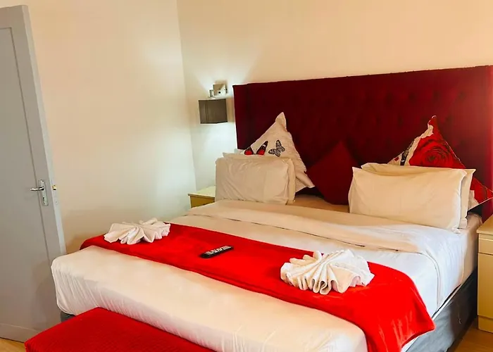 Neo & Ruks Guest Houses Parow 4 Cape Town