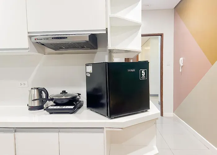 Sapphire Seaview Park Suites, Staycation Near Moa Arena And Concert Grounds Pasay