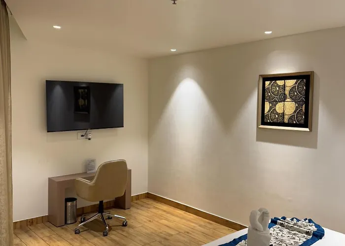 One Farrer Hotels And Resorts Meerut