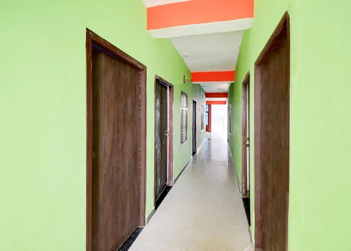 Hotel O Amantran Kanpur