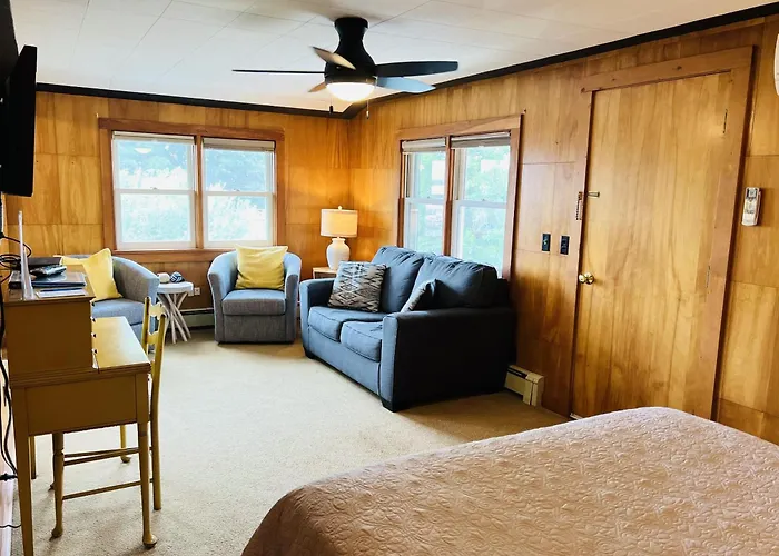 Isaac Wing House Hotel Bayfield