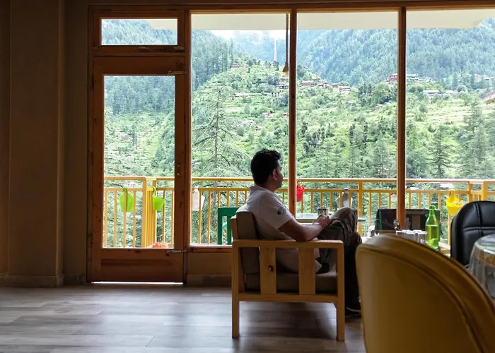 The Woodpecker Inn Jibhi