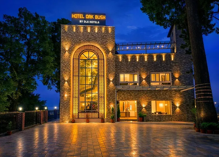 Dls Oak Bush Hotel Mussoorie