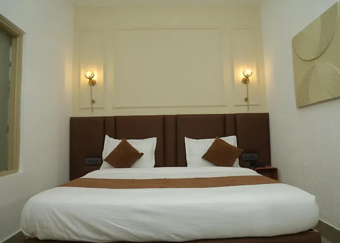 Divine Hotel Karnal