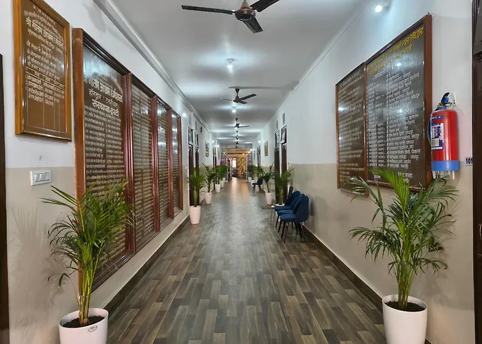 Sri Gautam Ashram Dharmshala Hotel Haridwar