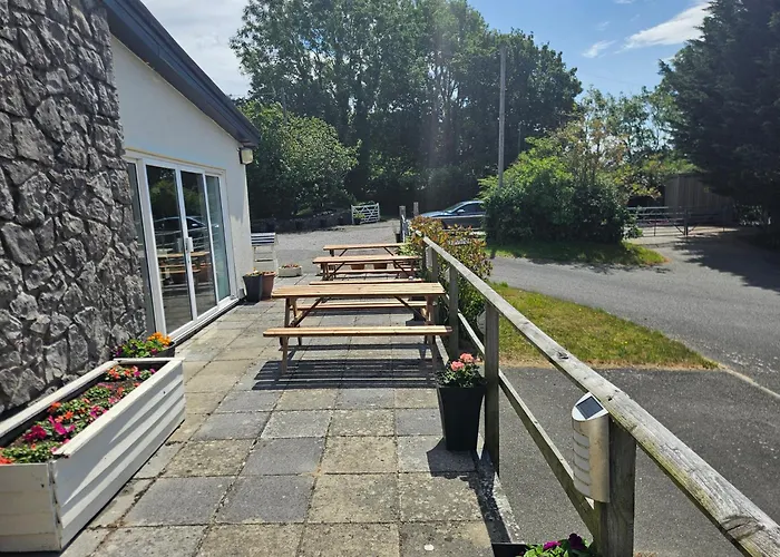 Maen Hir Hotel Menai Bridge