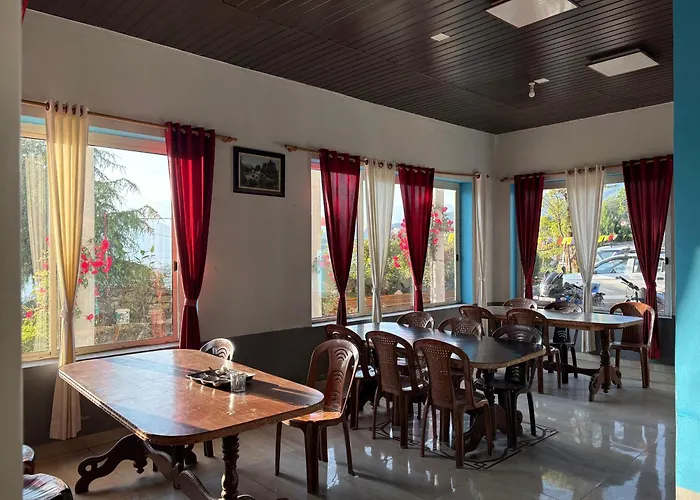 Hotel Chandra Paradise Munsyari