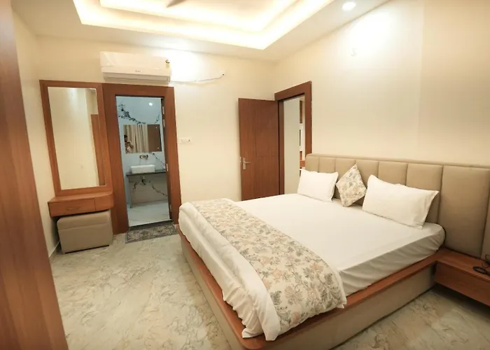 Hotel Chanda Jhansi