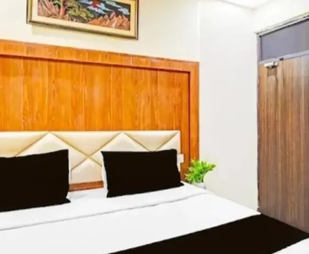 Hotel Khalsa Inn Lucknow