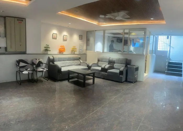 Hotel Green Leaf Hyderabad