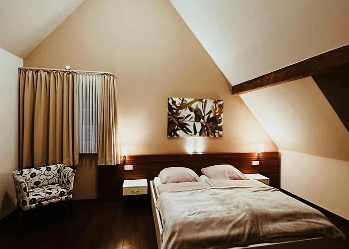 Hotel Lindenhof Much