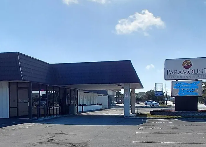 Paramount Lakeside Inn & Suites Lakeland