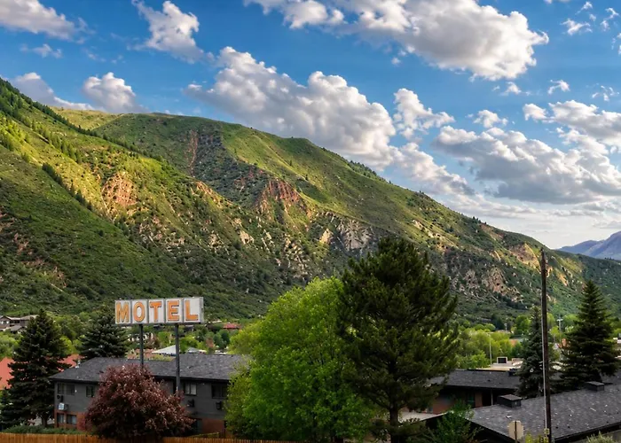 Frontier Lodge Glenwood Springs