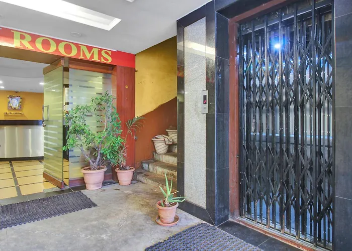 Fabhotel Happy Rooms Hyderabad