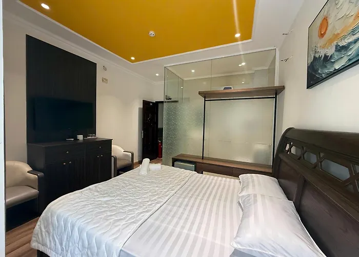 Mai Hotel - By Miracle Living TP. Hồ Chí Minh