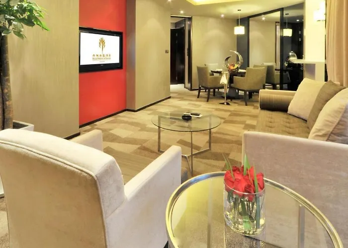 Royal Suites & Towers Wuhan