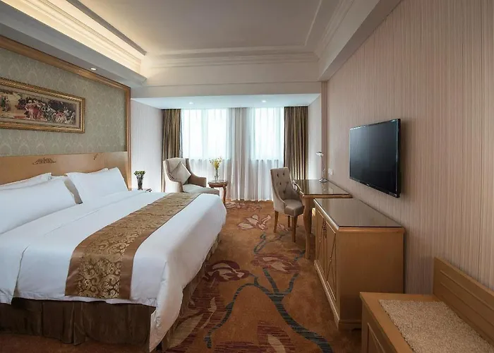Vienna Hotel Dongguan Shatian Humen Port Shuanggang