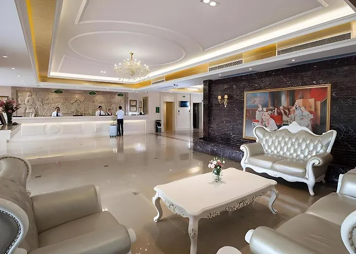 Vienna Classic Hotel Guangzhou Shaheding Metro Station