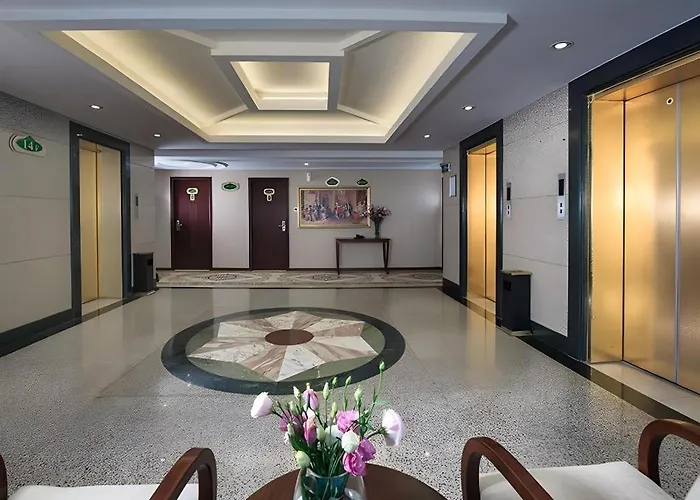 Vienna Classic Hotel Guangzhou Shaheding Metro Station