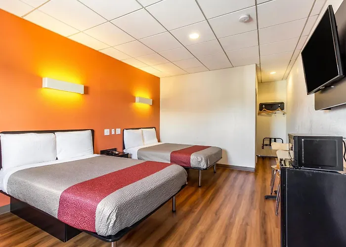 Hotel Elizabeth Near Newark Liberty International Airport New Jersey
