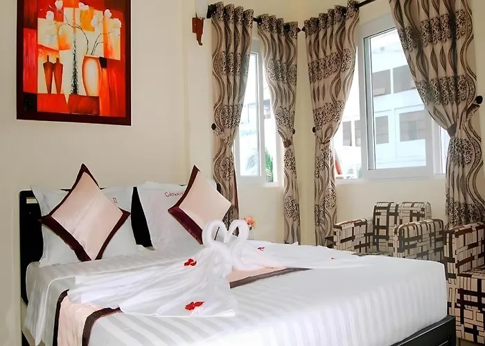Nhat Le Hotel Huế
