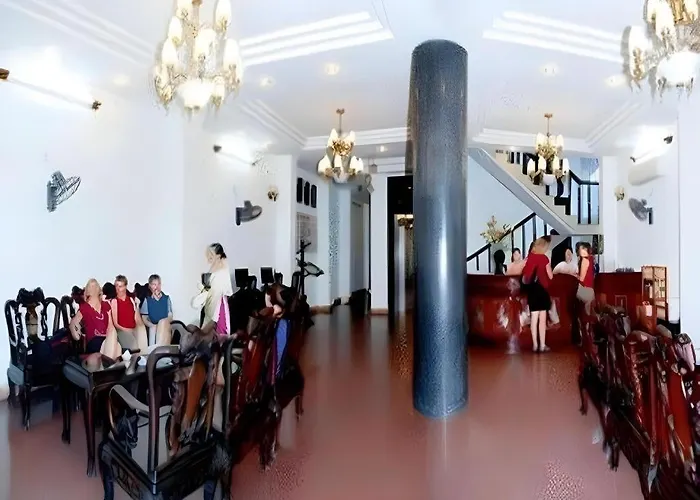 Nhat Le Hotel Huế